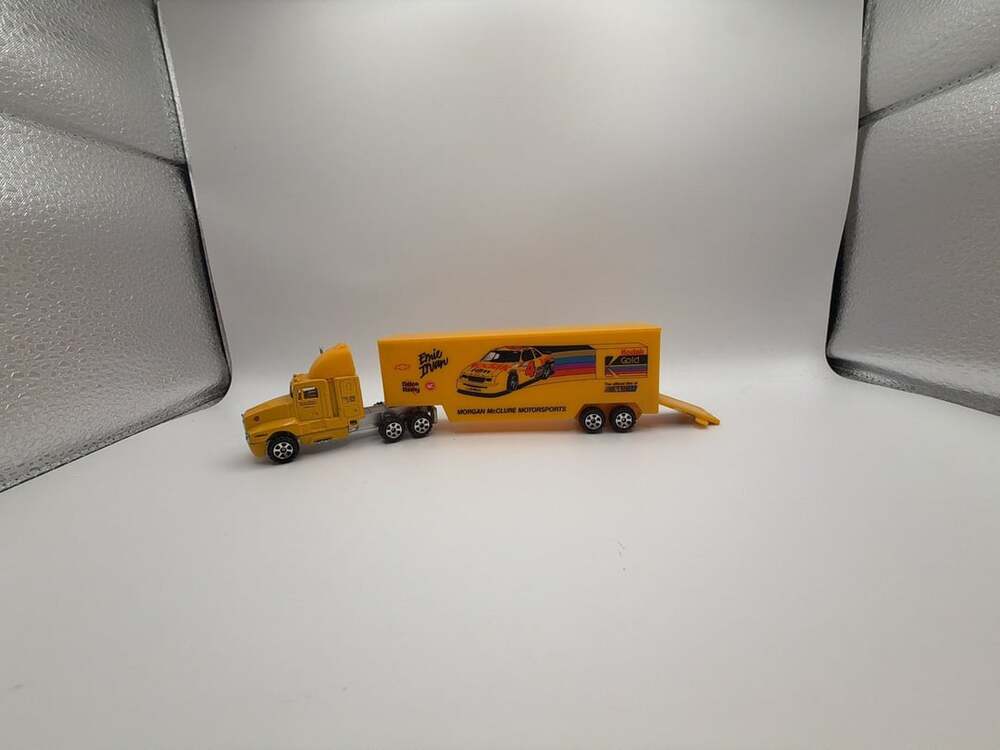Road Champs 1991 Kenworth T600A Truck Ernie Irvan #4 Kodak Film Racing Morgan Mc